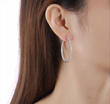 Load image into Gallery viewer, Essentials Earrings, 10K, 2.85carat