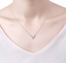Load image into Gallery viewer, My Type Necklace, 10K 0.19carat